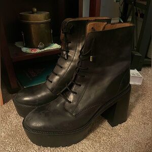 Free People Leather Chunky Platform Lace Up Boot Size 39